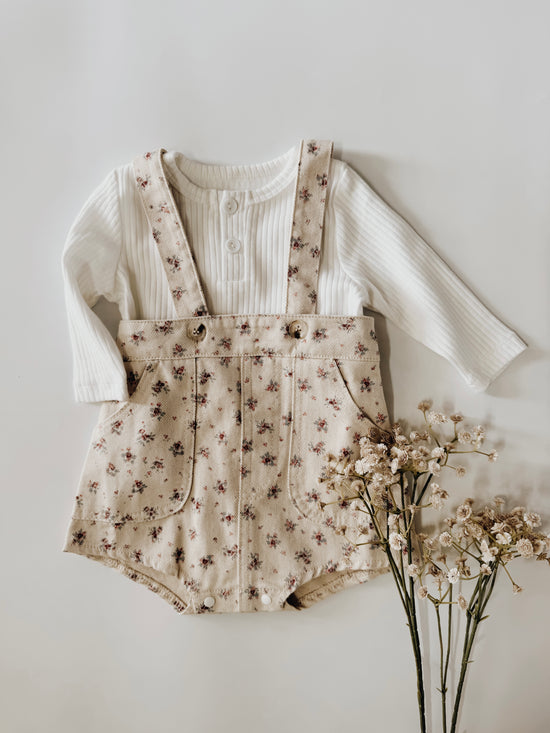 Pearl Floral Suspender Set