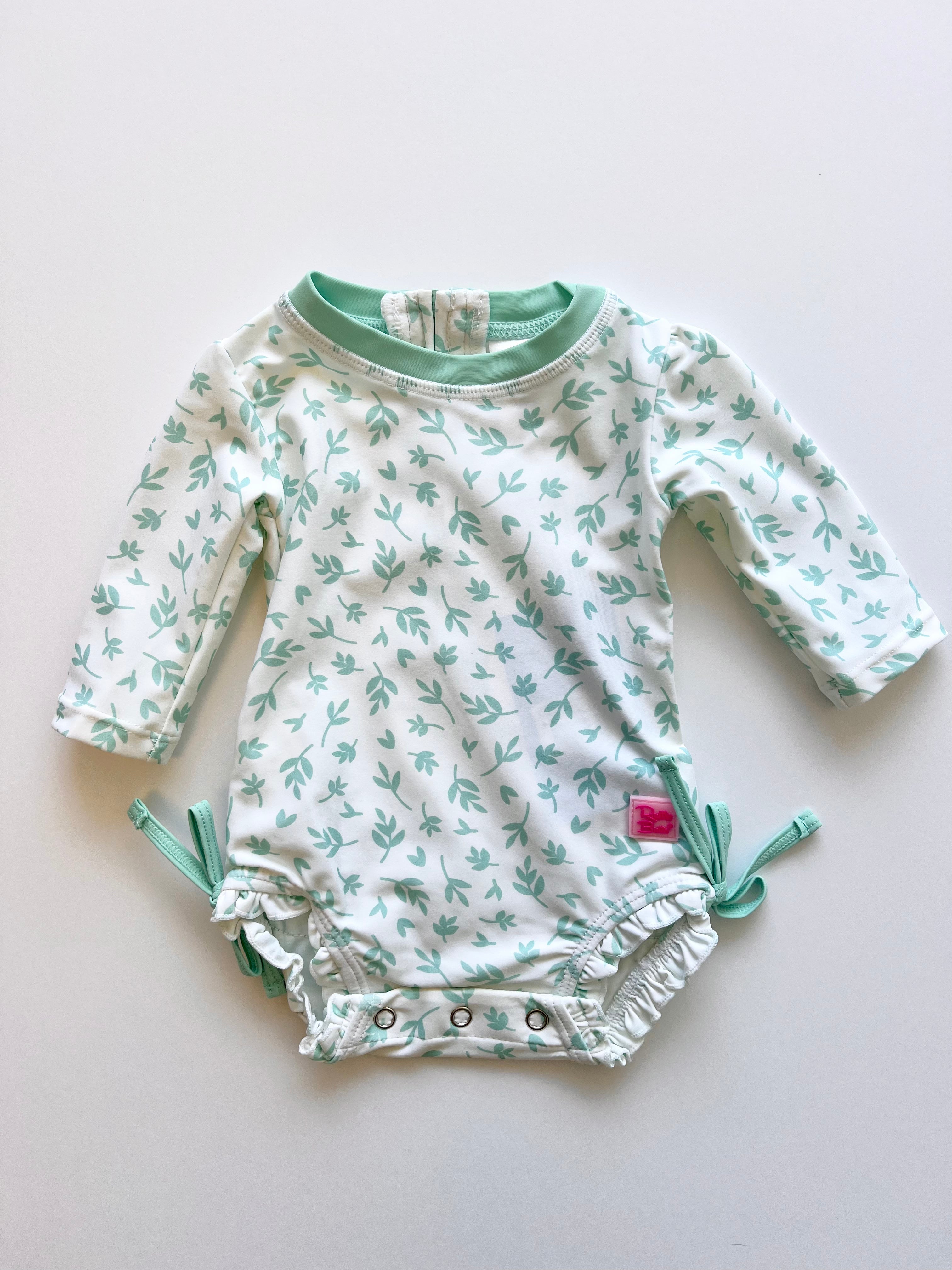 Long Sleeve Rash Guard Swim | Whimsical Charm (0-3M) – Three Peas